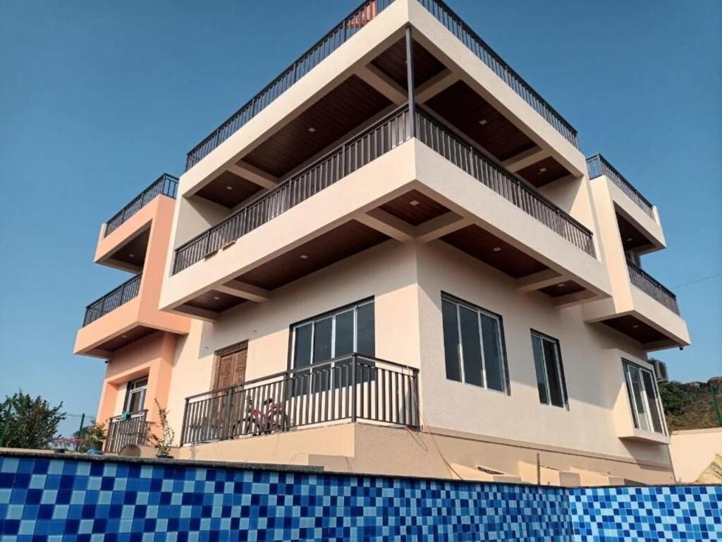 Aishwarya R Galaxy Villa Mahabaleshwar Ngoại thất bức ảnh